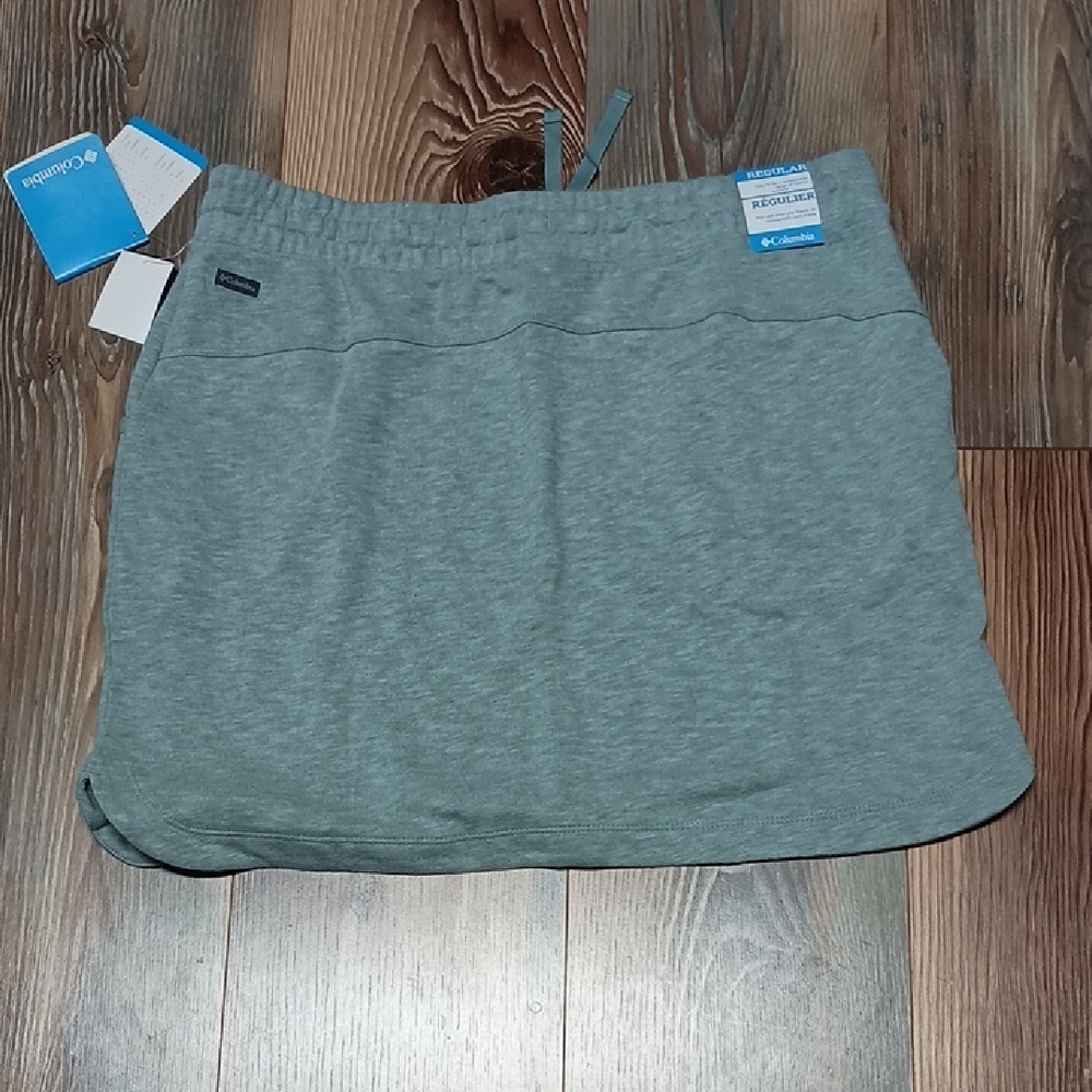 Columbia Light Green Mini Skirt - Picture 2 of 2